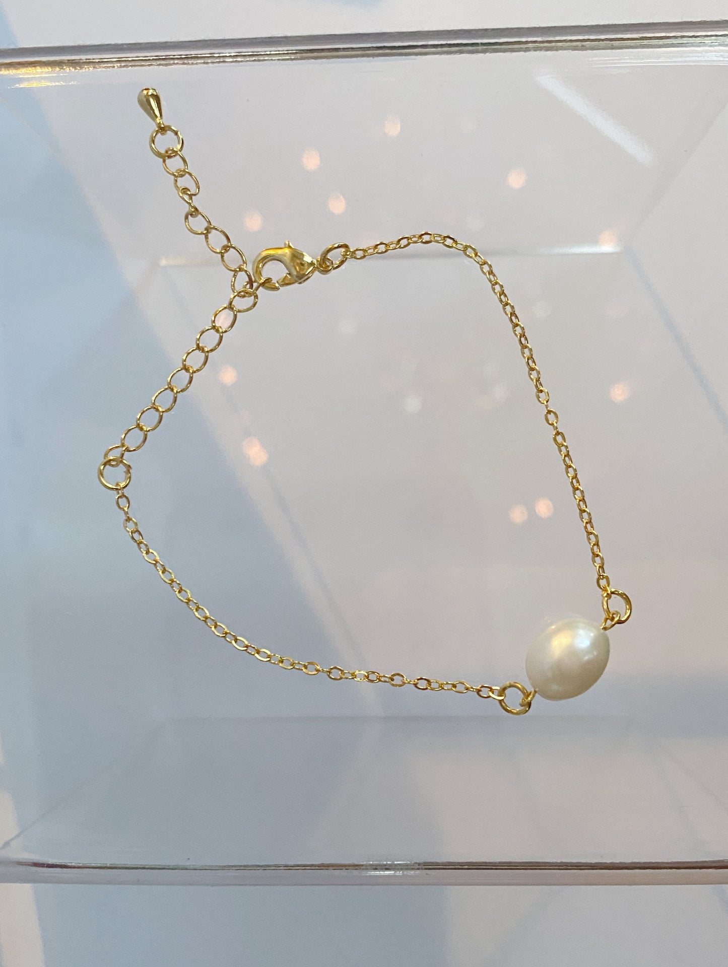 Pearl bracelet